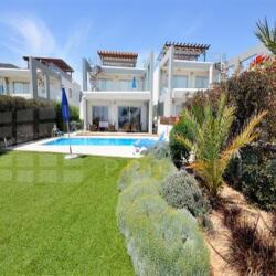 2 Bedroom Topfloor Apartment For Sale In Pervolia Larnaca
